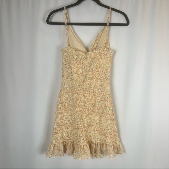 Mable Lyssi Floral cottagecore Smocked Spaghetti Strap Mini
Dress M  Cream - Picture 12 of 16